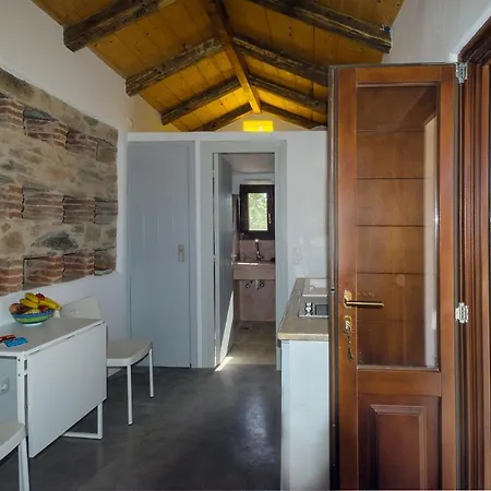 The Pigeon House * Potamos (Kythira)